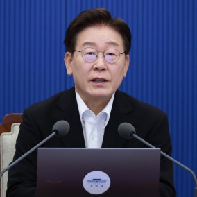 이 대통령 "호르무즈 남은 3척도 주말 안에 빠져나올 것"