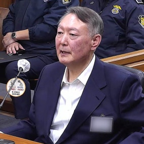 "초스피드 해제 예상"…윤석열, 또 '메시지성 계엄' 주장