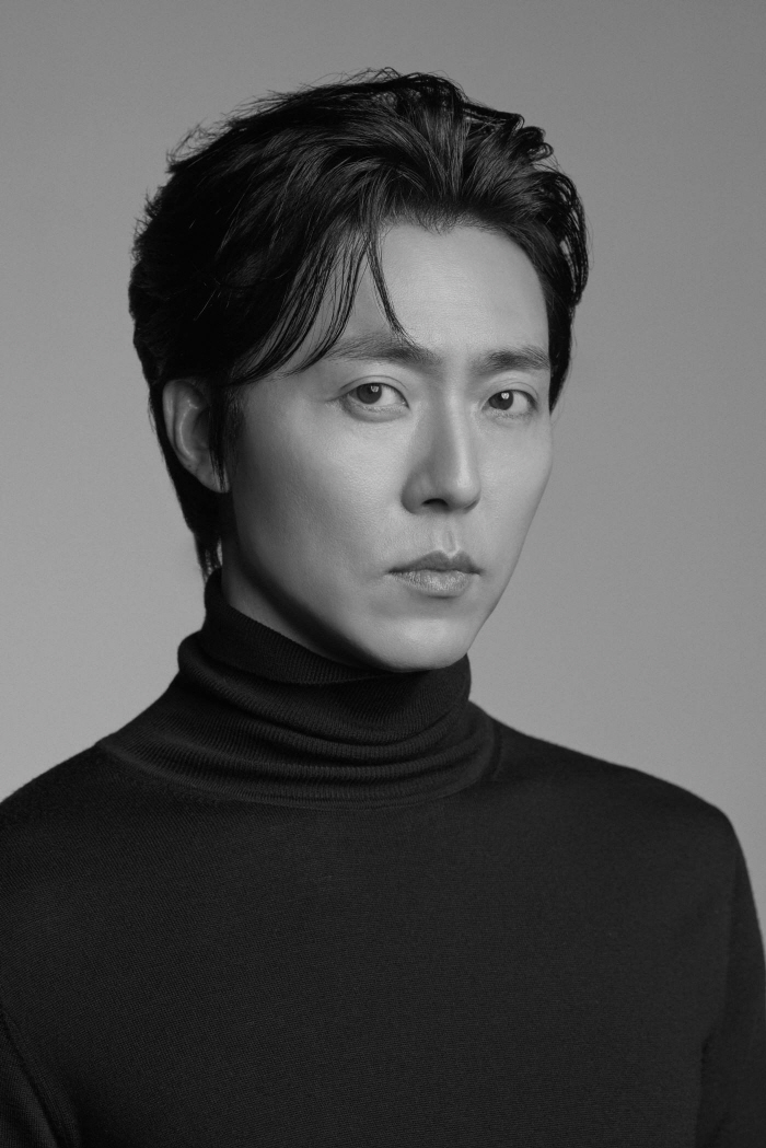 장르불문 <b>이무생</b>로랑..<b>이무생</b>, '당잠사'→'하이트' 커리어 하이