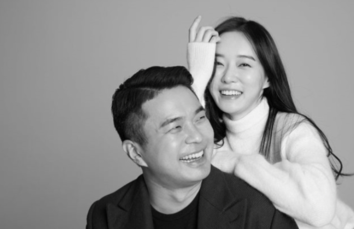 <b>정준</b>, <b>김유지와</b> 1년 전 <b>결별</b>…"각자 행복한 삶으로"