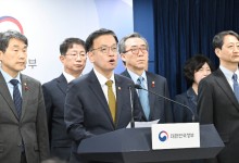 최상목 "혼란 지속되면 안돼…韓권한대행 탄핵 재고해달라"
