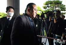 창원 온 중앙지검, 명태균 첫 조사…'공천 개입 의혹 집중'