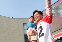 김문수 "제 아내·가족 지키는 마음으로 행복한 삶 선물"