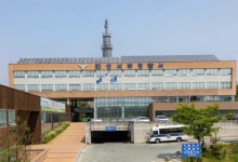 '택시기사 살해한 뒤 도주'…행인까지 차로 친 20대 구속