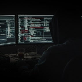 앱끼리 정보 주고받는 '숨은통로' API…개인정보 유출 주의
