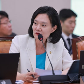 문자 폭탄 맞은 김남희 "제가 왜 검사 편을 들겠나?"