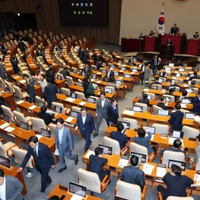 2차 종합특검 연장법 본회의 상정…국민의힘은 필리버스터