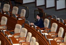 안철수 “與, 尹 질서 있는 퇴진 위한 구체적 계획 내놔야”