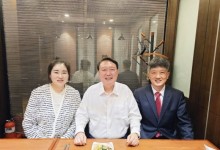 “나의 ‘윤버지’”…‘계몽’ 김계리, 尹과 환한 미소로 ‘찰칵’