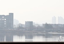 봄 시샘하는 황사…희뿌연 하늘