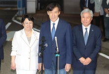 '8개월만 석방' 조국 "제 사면, 검찰독재 종식되는 상징적 장면"