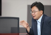 김우영 의원 "KAIST 무기계약직은 애키우기 정말 힘들어"