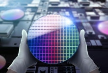 AI 열풍에 ICT 수출 사상 첫 700억 달러 돌파