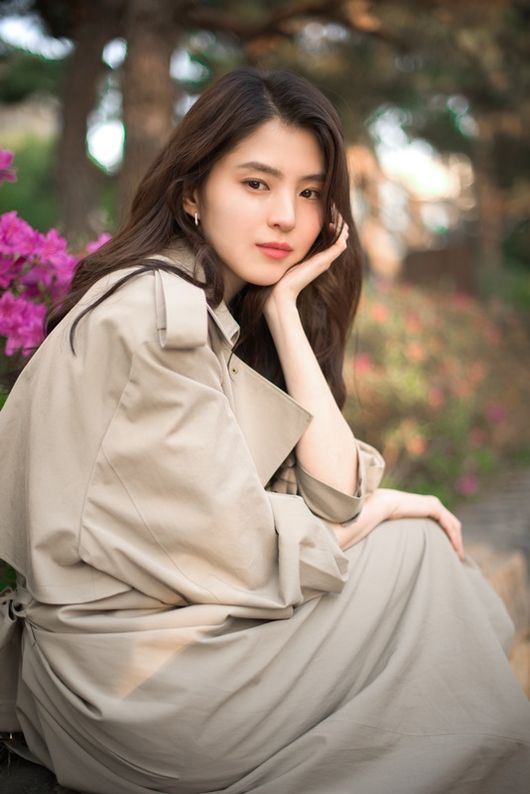 '부부의 세계' <b>한소희</b> "<b>담배</b> 사진 화제? 그때도 나고, 지금도 나다" [인터뷰②...