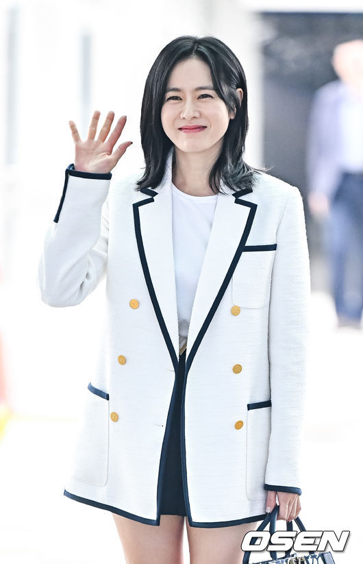 ‘<b>현빈</b>︎’ <b>손예진</b>, <b>바자회</b> 수익금 4천만원 전액 기부..“이보다 더 보람찰...