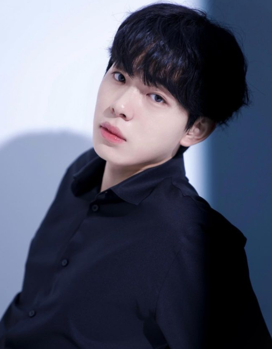<b>이서한</b>, SNS에 '불법촬영 영상' 공유 의혹 "남자끼리 장난..억측NO" 해명[Oh!...