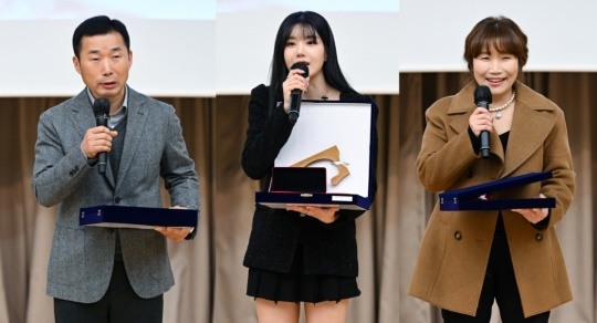 푸바오→'악귀' 김은희·'영스' 권은비까지..SBS <b>특별상</b> 수상[공식]