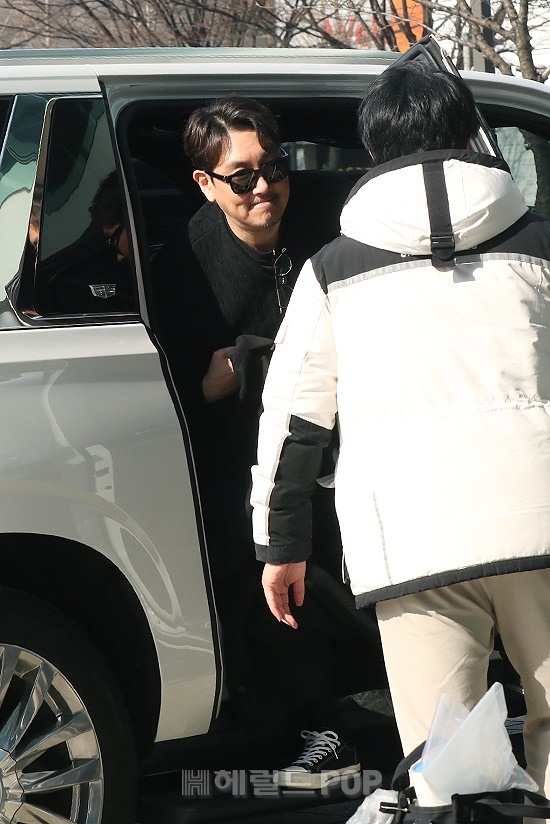 [포토]<b>조진웅</b>, 멋진 하차