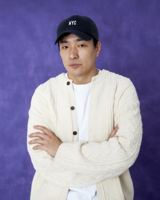 [팝인터뷰①]<b>이병헌</b> 감독 "'<b>닭강정</b>' 호불호 예상..'핵'신 쓰다 현타왔었죠"