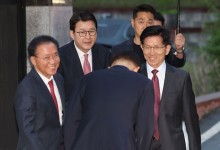 [속보] 박근혜, 김문수에 "지난 일에 연연 말고 하나로 뭉쳐서 반드시 이겨달라"