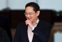 이재용, 글로벌 재계모임 참석 후 귀국…"열심히 하겠다"