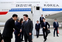 뉴욕 도착한 李대통령…첫 성과는 블랙록 회장과 'MOU 체결'