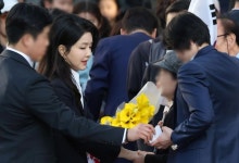 검찰, 김건희 '도이치 주가조작 사건' 재수사한다…무혐의 처분 6개월만