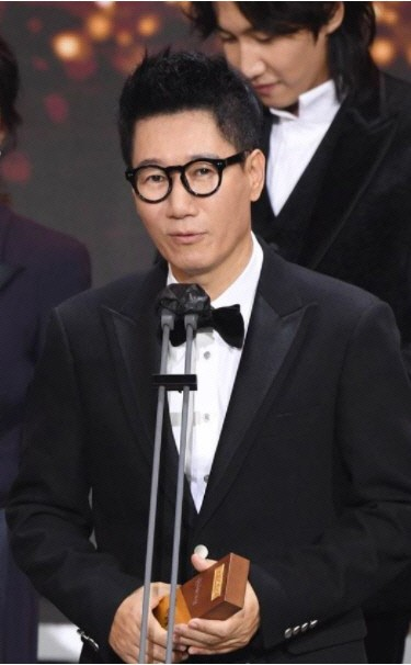 <b>지석진</b>, ‘런닝맨’ 잠시 하차[공식]