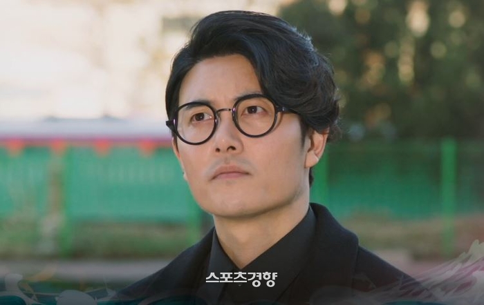 [단독]‘쾌걸춘향’ 배우 <b>재희</b> 민형사 <b>사기혐의 피소</b>···“연락끊고 연예활...