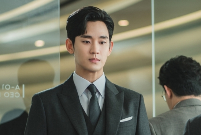 <b>김수현</b>vs 김지원, 시베리아보다 더 차가운 <b>부부싸움</b> 현장(눈물의 <b>여왕</b>)