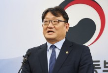 권기섭 경사노위 위원장 취임‥"노동약자 목소리 반영하는데 앞장설 것"