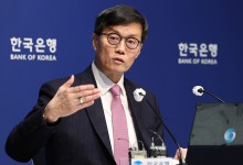 한은총재 "이달 금리인하 불가피한 것 아니다‥재정부양책 필요"
