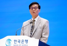 한국은행 총재 "원화 스테이블코인, 자본 규제 훼손 우려‥정부와 대화할 문제"