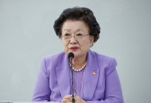 '금거북이 매관매직' 이배용, '건강상 사유' 특검 불출석