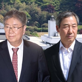 김대기·윤재순, 구속 뒤 첫 조사에 '불출석 사유서' 제출