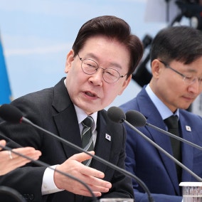 이 대통령 "농지조사, 땅 빼앗으려는 것 아냐‥부동산 공화국 벗어나야"