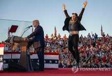 "베팅 제대로"…머스크 자산 다시 3천억달러 돌파