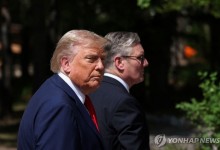 '일촉즉발'...트럼프 결단만 남았다