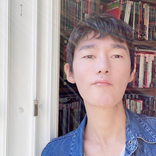 <b>허지웅</b>, 3년 7개월 만에 ‘<b>허지웅</b>쇼’ 하차…“이별에 슬퍼하지 마시길”