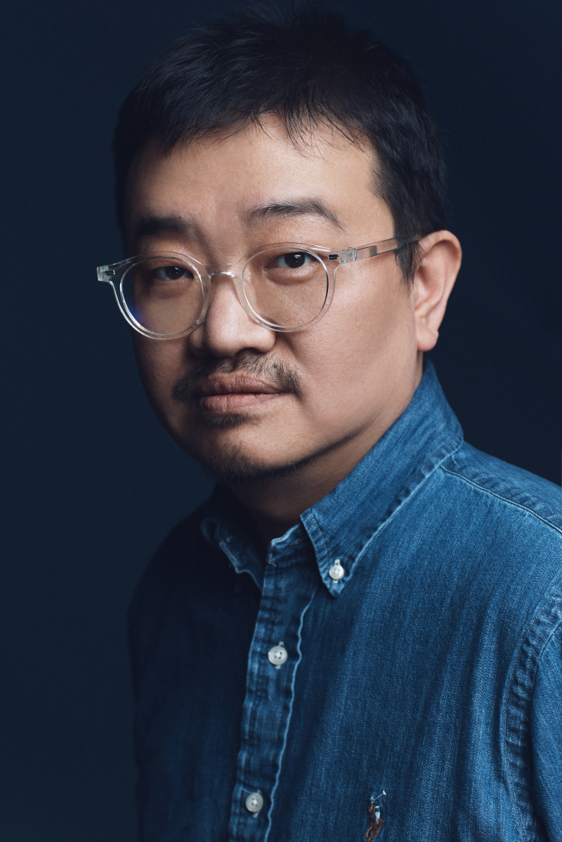 ‘<b>선산</b>’ <b>연상호</b> <b>감독</b> “김현주와 3번째 호흡? 다른 모습 보여주는 것 새로워...