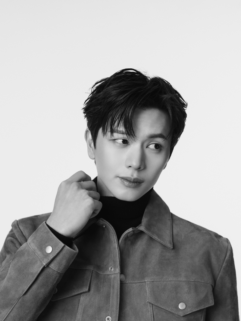 <b>육성재</b>, <b>상반기</b> 가수로 컴백…<b>소속사</b> 이적 후 첫 행보 [공식]