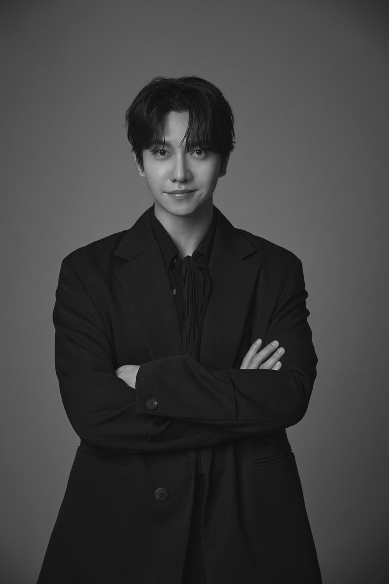 <b>이승기</b>, <b>빅플래닛메이드엔터</b>와 전속 계약 체결…태민과 한솥밥
