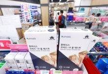 '한달 새 6배 폭증' 코로나19 재유행에 전국 진단키트 품절…격리·치료는?