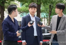 서울대 전공의 대표 경찰 출석…"정부, 그릇된 의료 정책 강행"