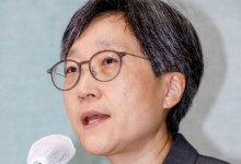 서울의대 교수들 "의사 많아지는데 의료비 안 느는 건 모순"