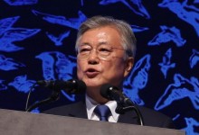문재인, 뇌물 혐의 기소…사위 특혜채용 대가(종합)