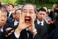 '대선 출마 선언' 한덕수, 첫 행선지 광주서 푸대접