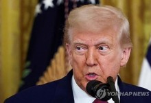 트럼프, 일본제철 US스틸 인수 사실상 승인…행정명령 서명(상보)