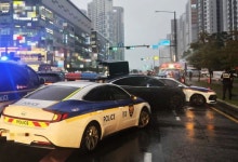 강남서 테슬라 훔쳐 달아난 20대, 테이저건 쏜 끝에 체포