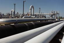 OPEC+ 증산 계획 또 연기…국제유가는 소폭 하락